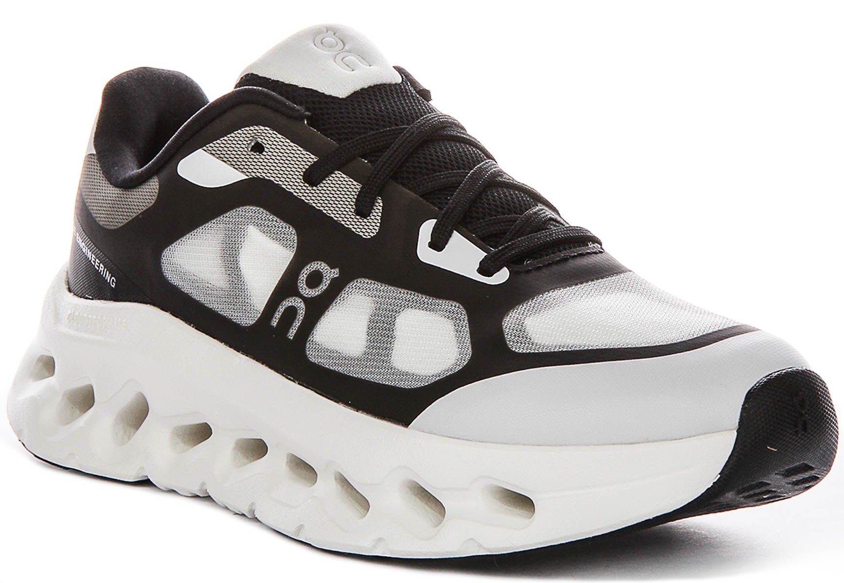 On Running Cloudtilt Remix In Black White For Women | Trainers