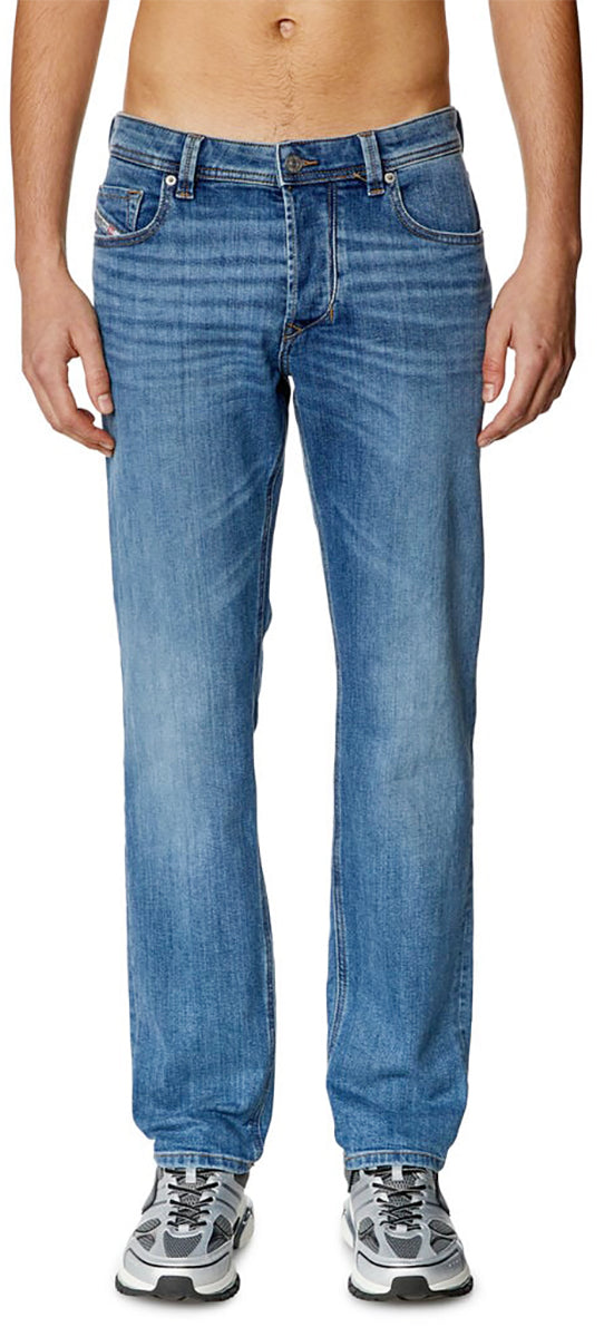 Diesel 1986 Larkee-Bee Light Wash Jeans For Men