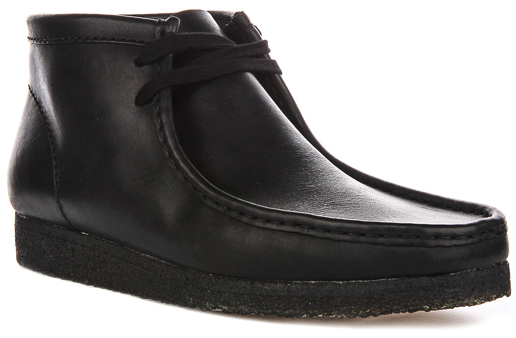 Clarks Originals Wallabee In Black For Men | Crepe Soles Boot