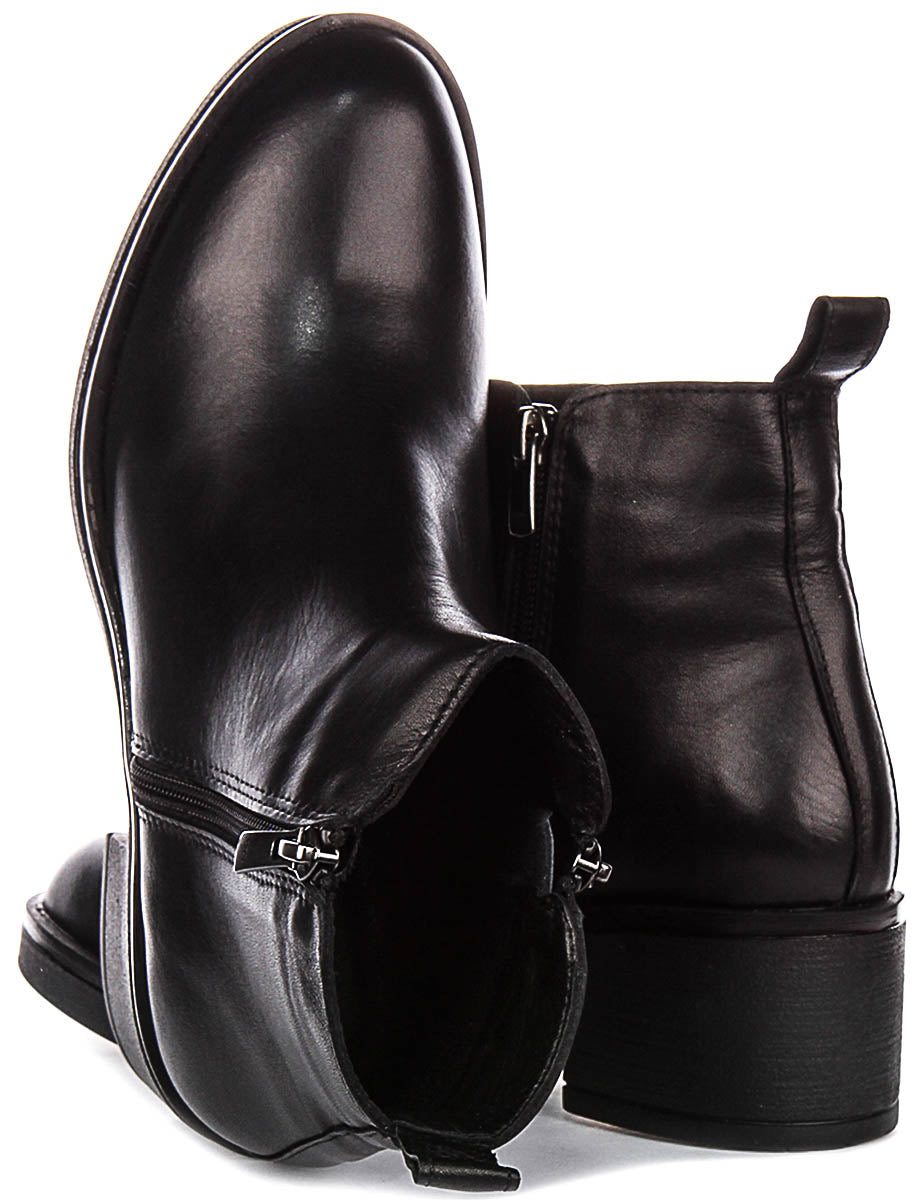 Justinreess England Hallie In Black For Women
