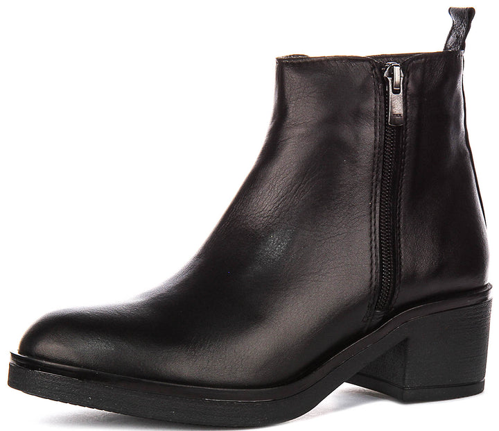 Justinreess England Hallie In Black For Women