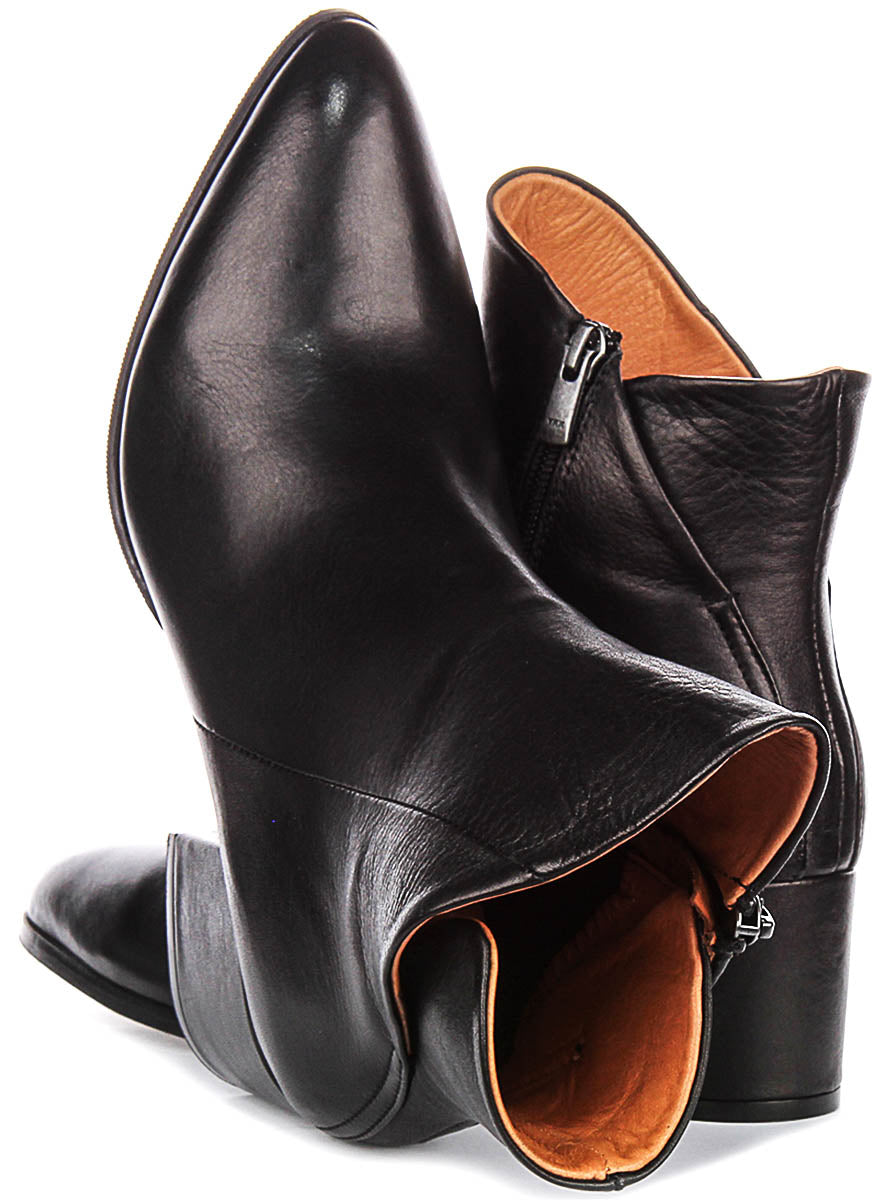 Justinreess England Bonny In Black For Women