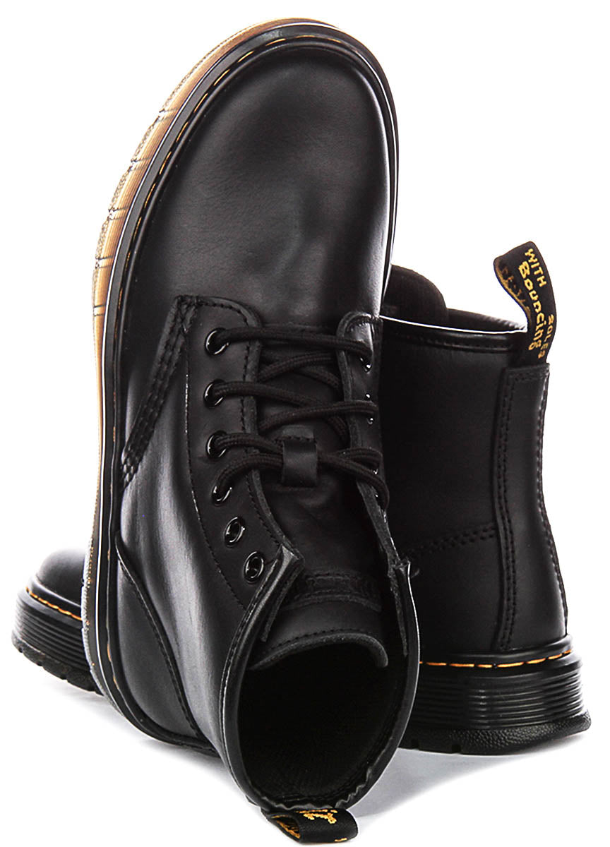 Dr Martens Brookline Chuka In Black