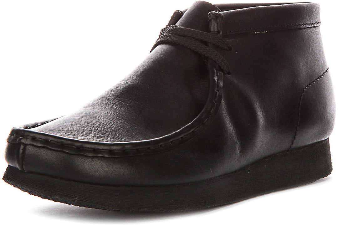 Clarks Originals Wallabee Boot In Black For Junior