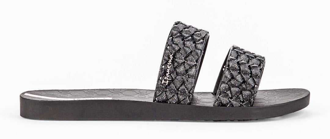 Ipanema Renda II Flipflops In Black Shiny For Women