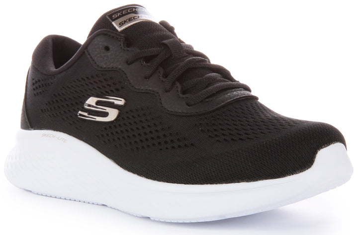 Skechers SkechLite ProPerfect Time Zapatillas con cordones de malla vegana para mujer en negro blanco