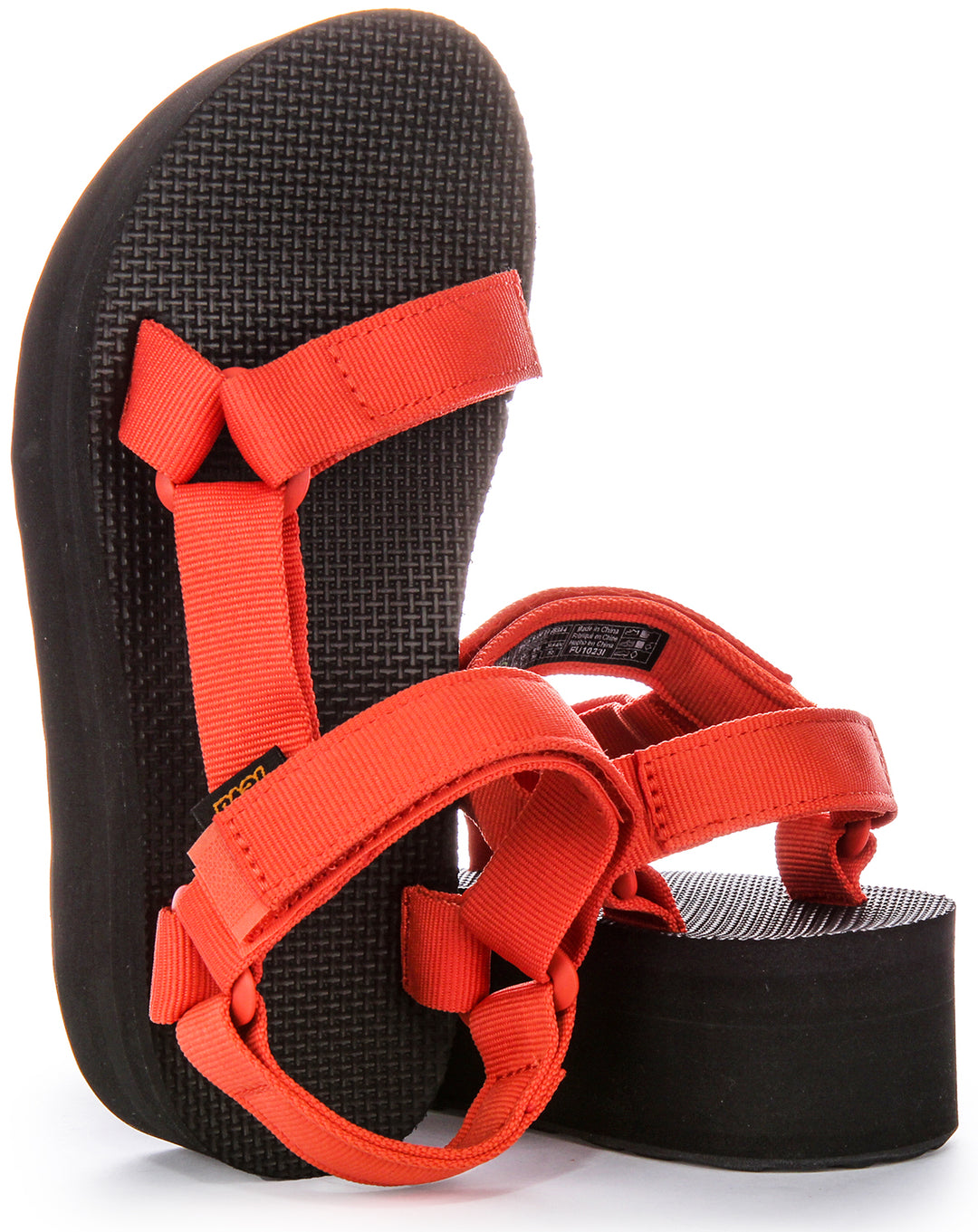 Teva Flatform Universal In Coral For Women