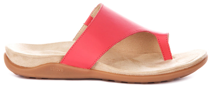 Strive Capri 4 In Coral For Women