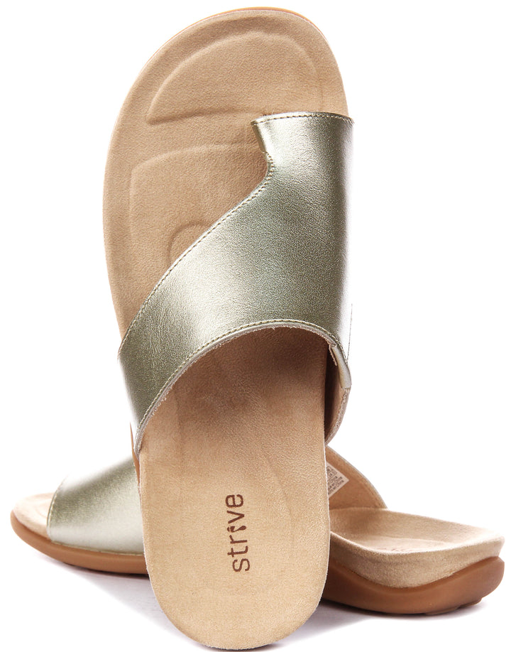 Strive Capri 4 In Gold For Women