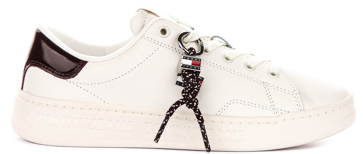 Tommy Hilfiger Logo Sneaker In Ivory For Women