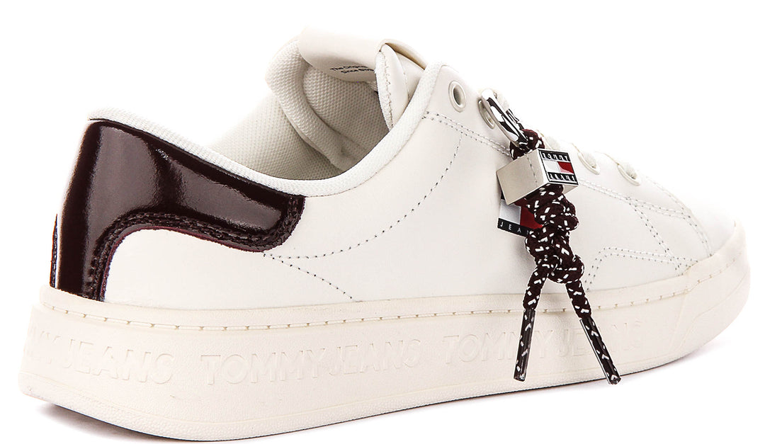 Tommy Hilfiger Logo Sneaker In Ivory For Women