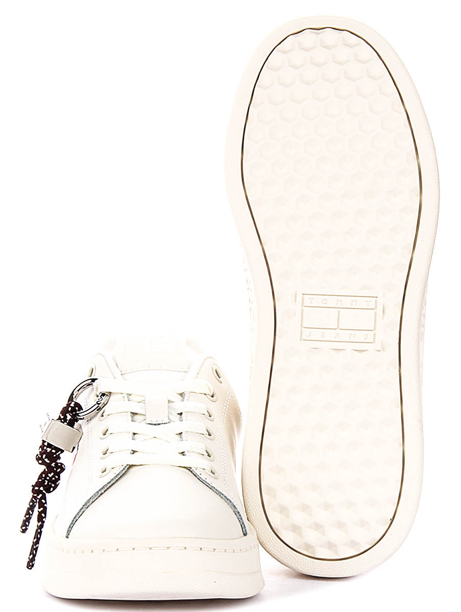 Tommy Hilfiger Logo Sneaker In Ivory For Women