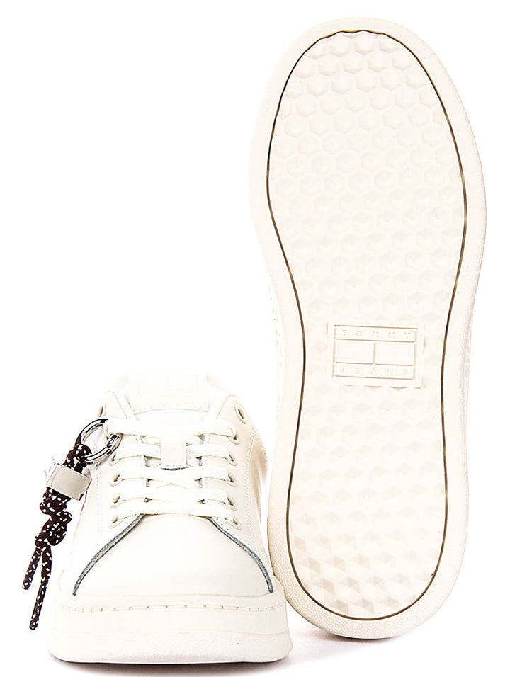 Tommy Hilfiger Logo Sneaker In Ivory For Women