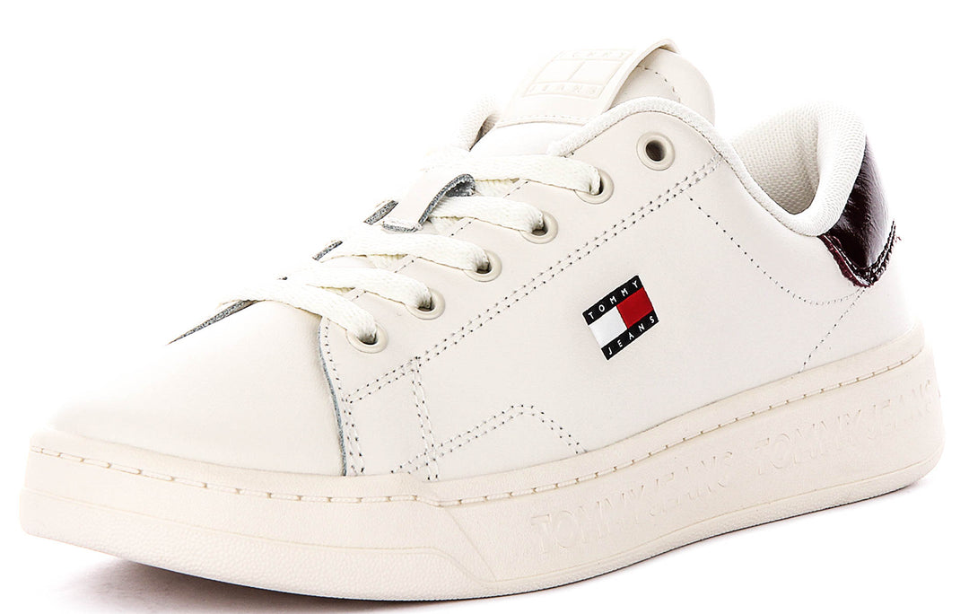Tommy Hilfiger Logo Sneaker In Ivory For Women