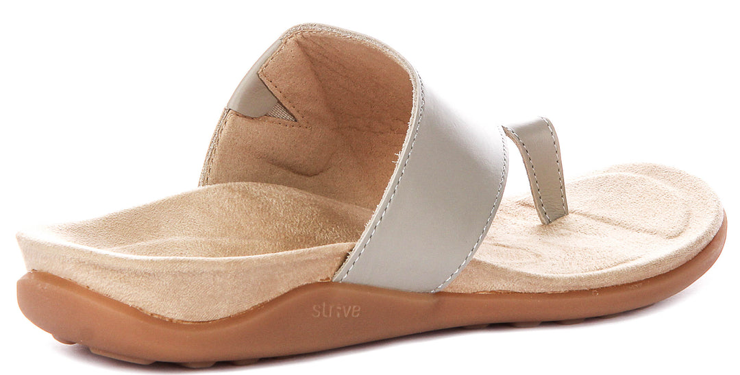 Strive Capri 4 In Lattee For Women
