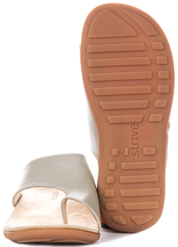 Strive Capri 4 In Lattee For Women