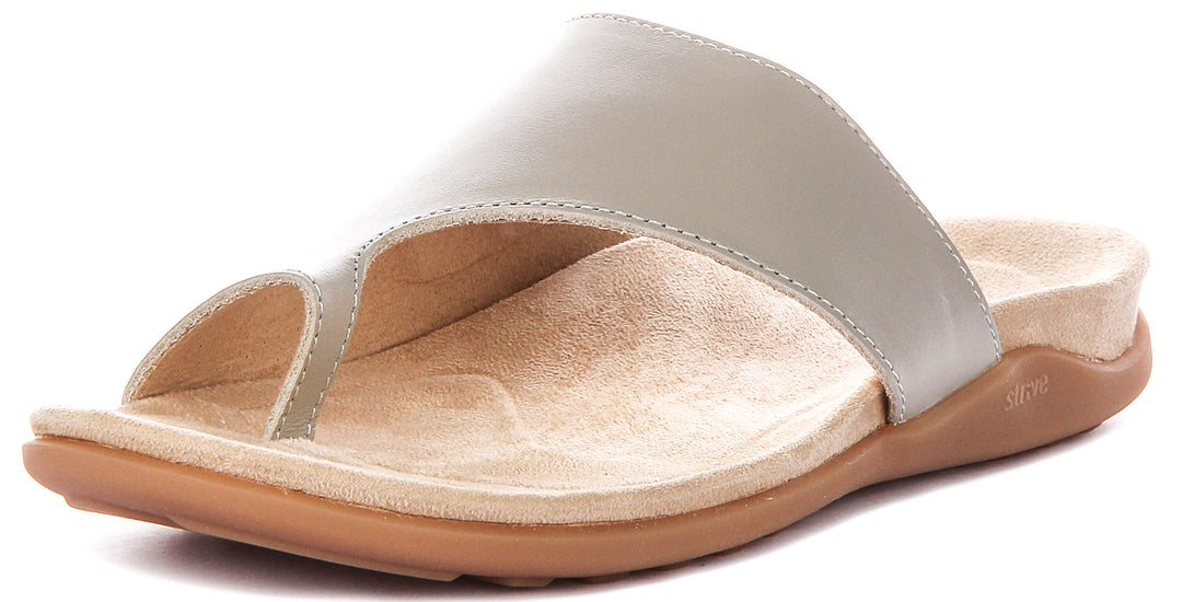 Strive Capri 4 In Lattee For Women