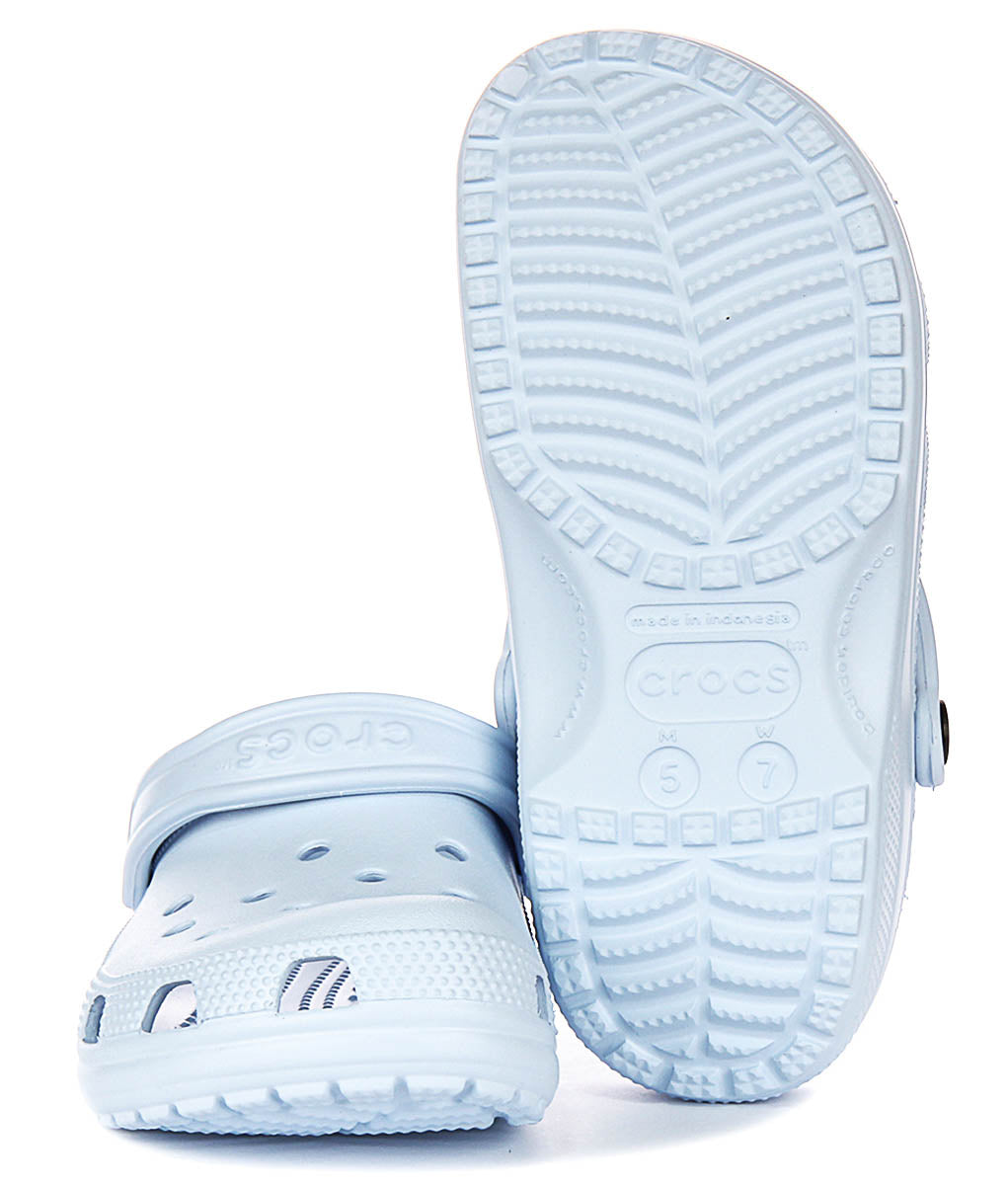 Crocs Classic Clog in Hellblau