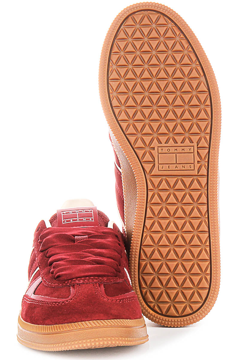Tommy Jeans Greenwich Suede In Maroon For Women