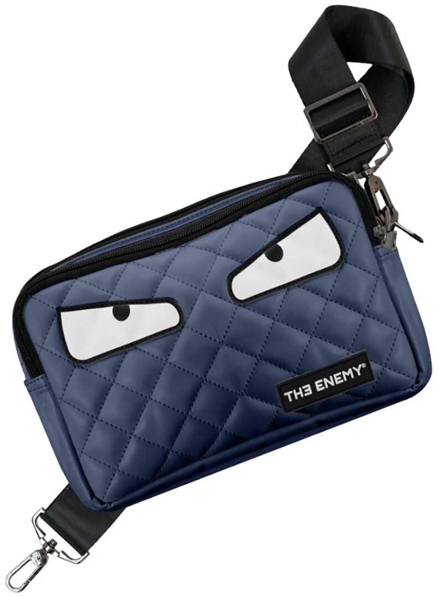 Bolso cruzado acolchado Truffle Eyes at the Back Quilted Xbody en azul para hombres de The Enemy