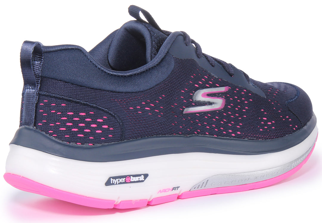 Skechers Go Walk Workout Walker Outpace Baskets à lacets en maille synthétique pour femmes en marine rose