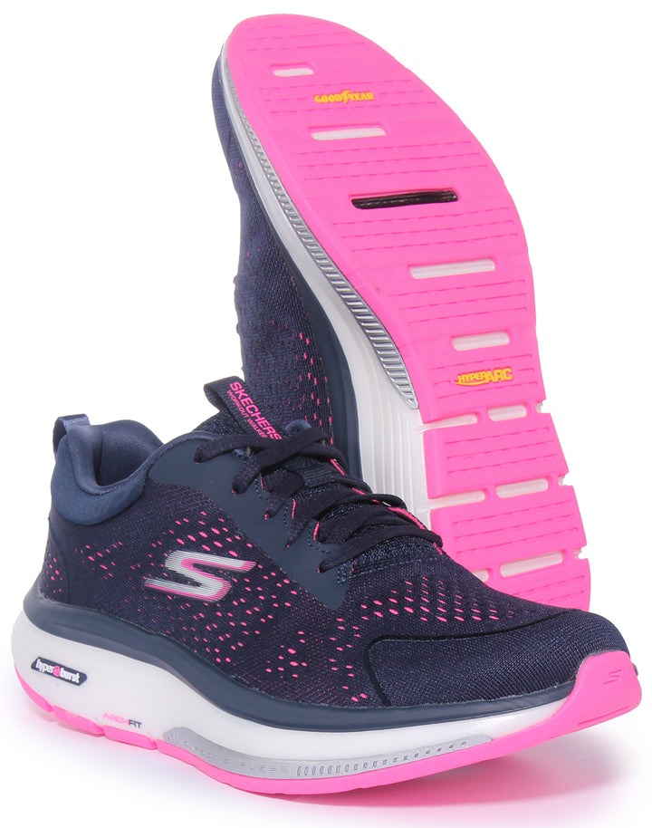 Skechers Go Walk Workout Walker Outpace Baskets à lacets en maille synthétique pour femmes en marine rose