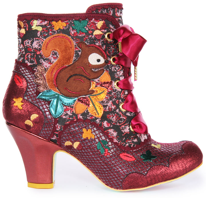 Irregular Choice Squirrel Away Zapatos de tacón medio para mujer en rojo