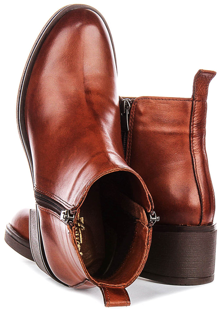 Justinreess England Hallie In Tan For Women