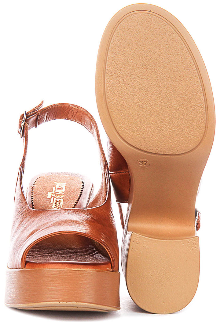 Justinreess England Teresa In Tan For Women