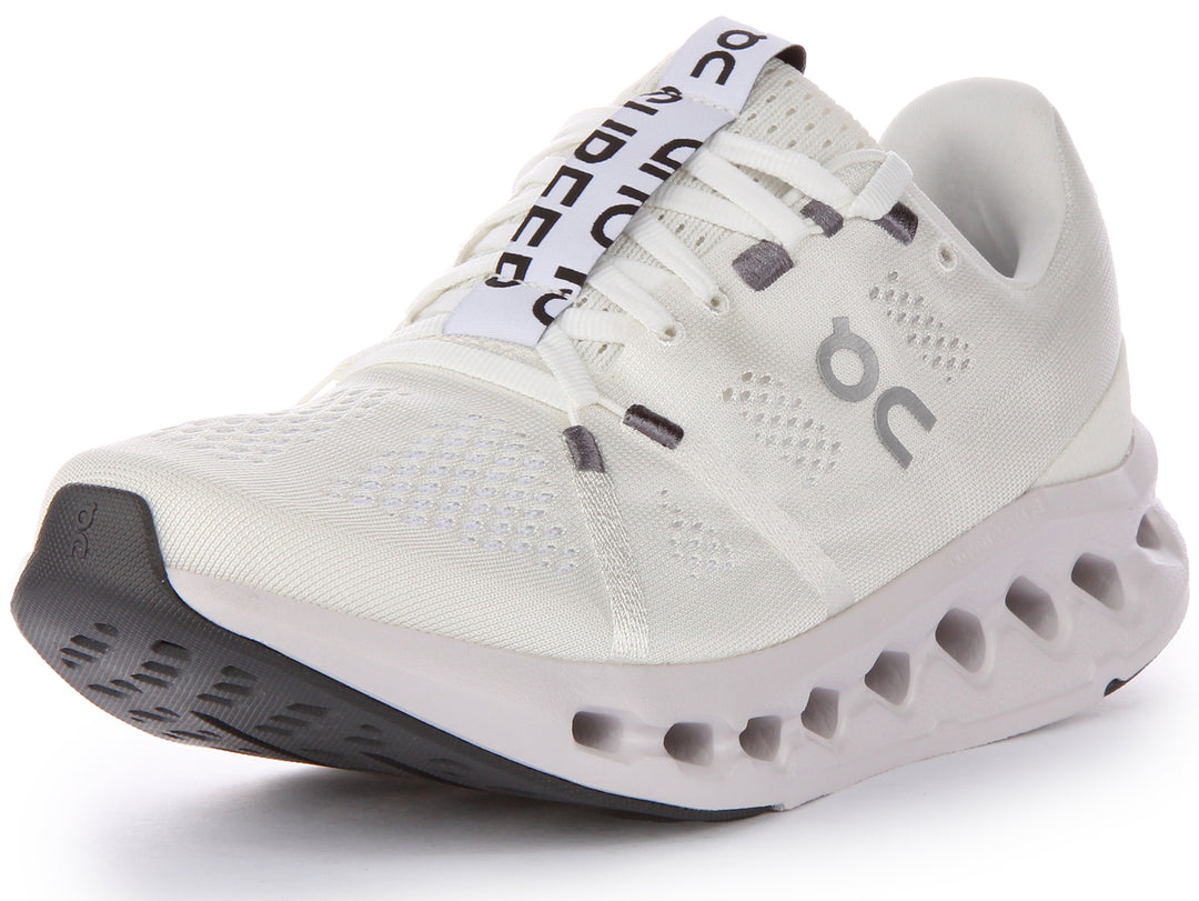 On Running Cloudsurfer Baskets CloudTec phase à lacets pour femmes en blanc