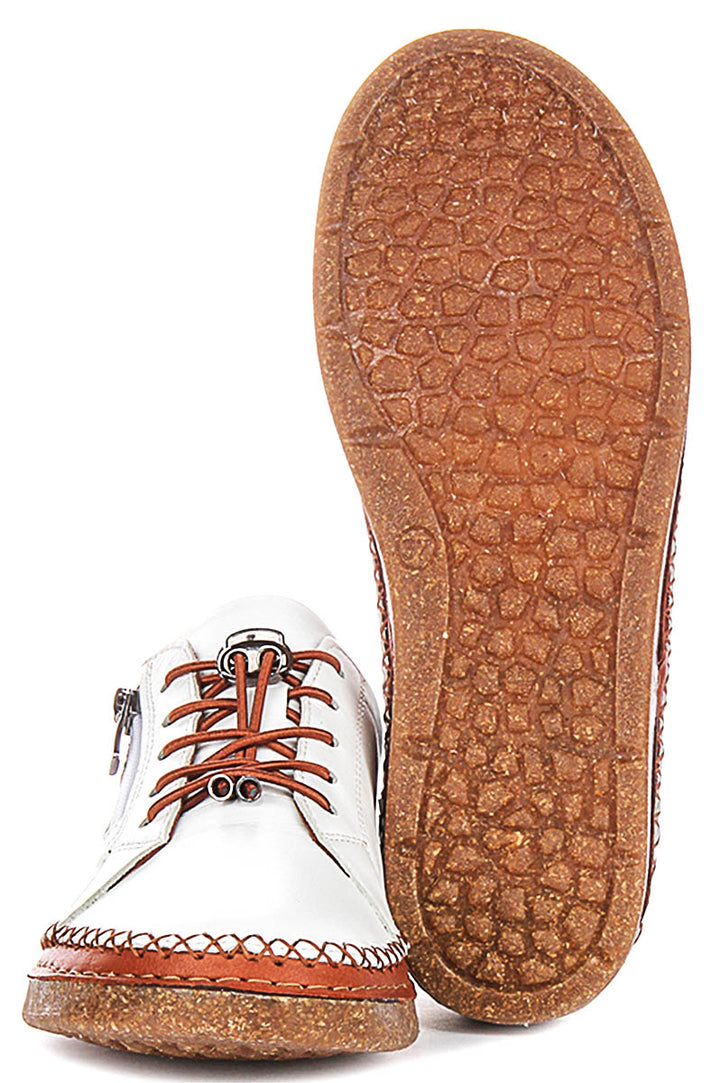 Justinreess England Kenzie In White For Women