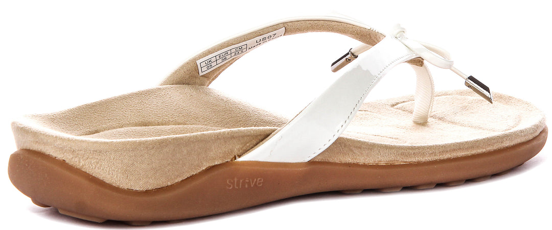Strive Island Ii In White For Women