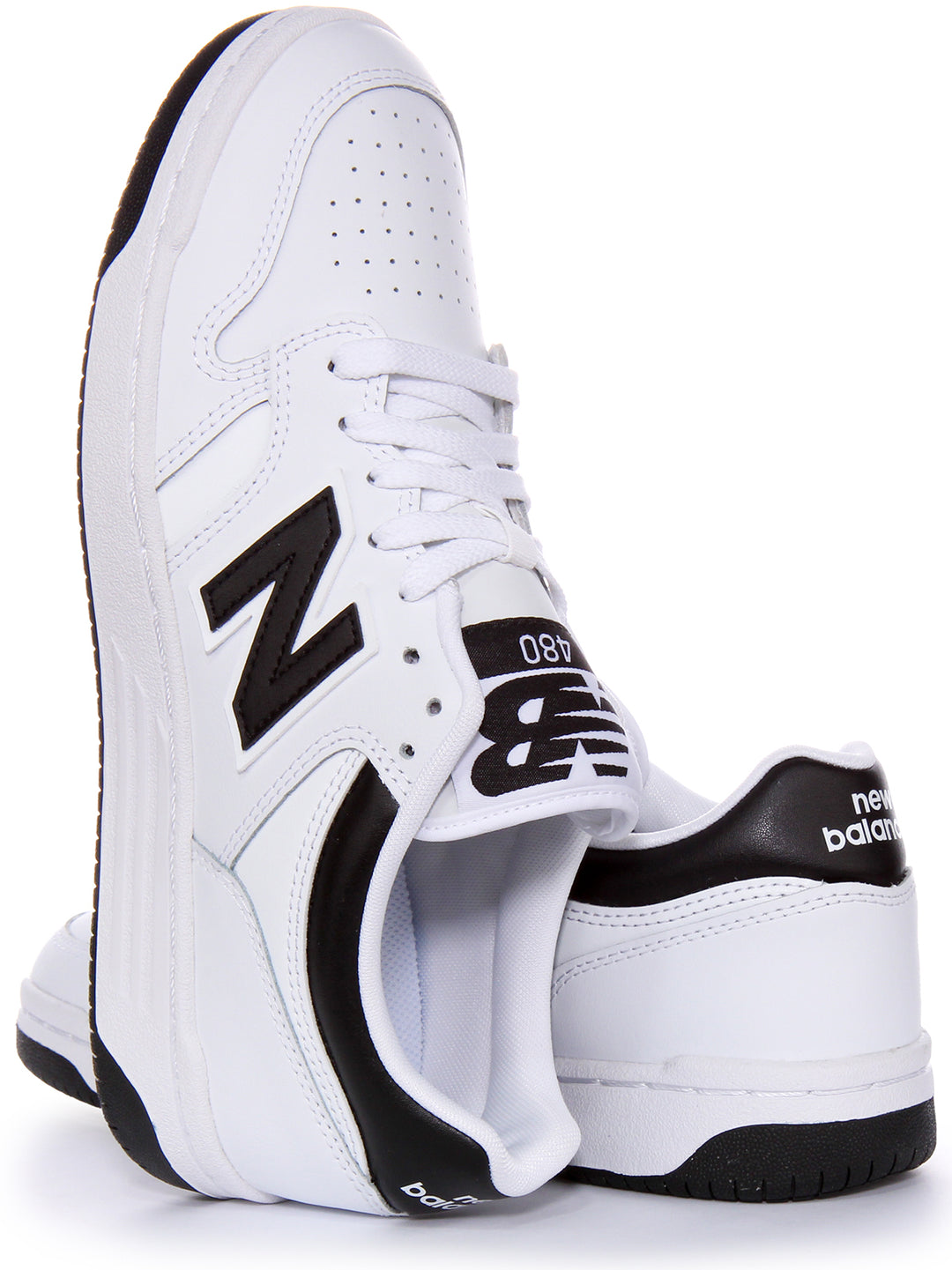 Die New Balance BB480LBK Basketball Schnürklassiker aus Leder in Weiß Schwarz