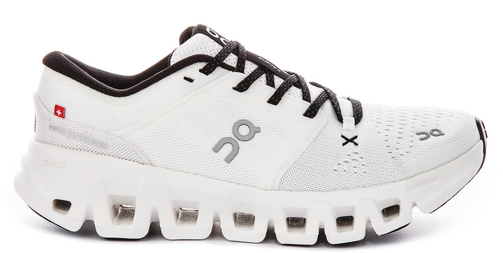 On Running Cloud X 5 In White Black For Women