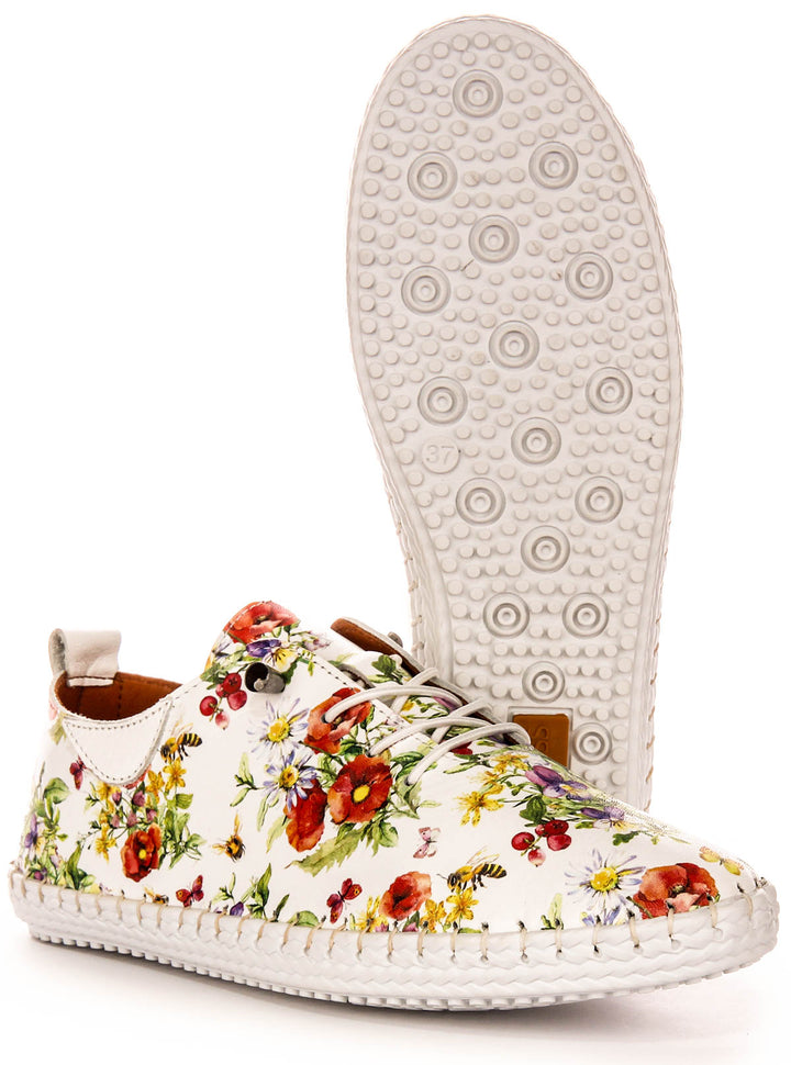 Justinreess England Lexi 3 In White Floral For Women