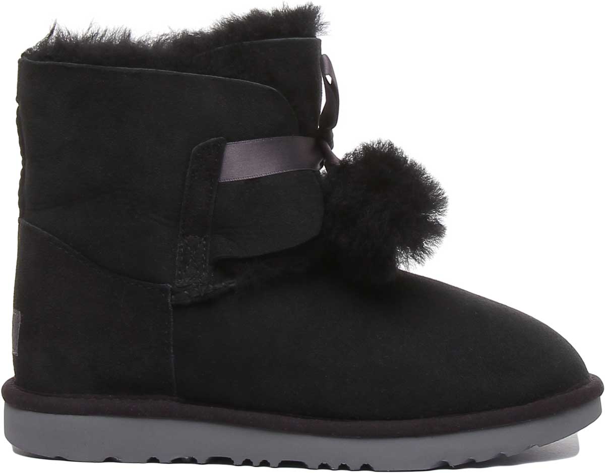 Ugg neri hot sale con fiocco