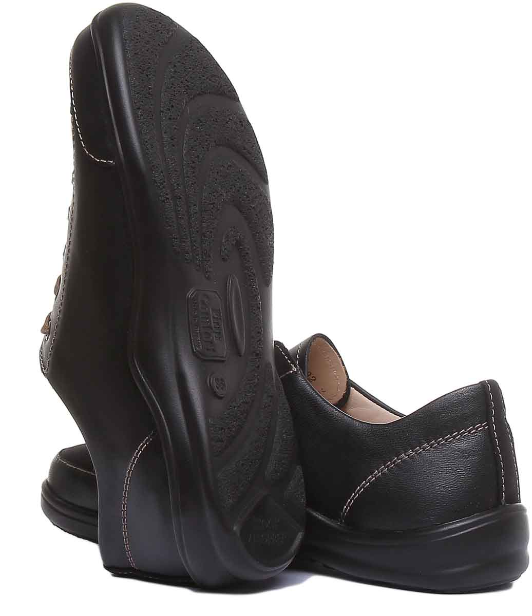 Finn Comfort Soho Zapatos de cordón para mujer en negro