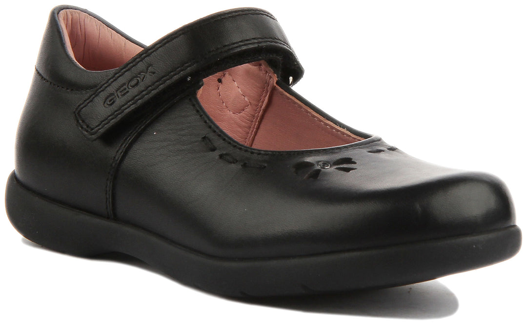 Geox C Naimara Girl 2 Zapatos escolares estilo Mary Jane de cuero para niños en negro