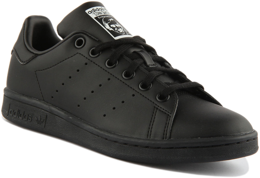 Adidas Stan Smith J en negro para la juventud Entrenadores de