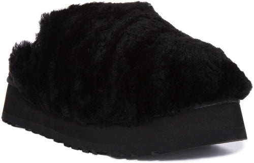 Ugg Maxi Curly Chaussons à plateforme en peau de mouton pour femmes en noir