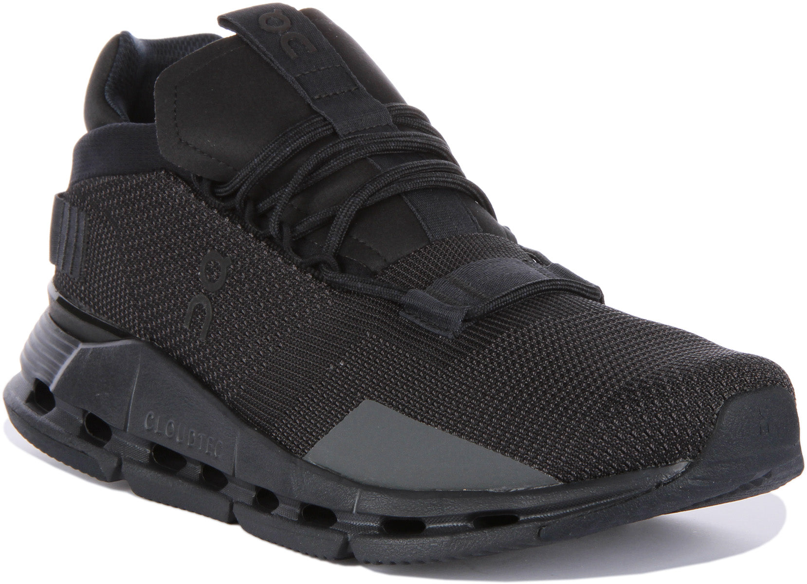 On Running Cloudnova Eclipse In Black For Men | CloudTec Mesh Trainer ...