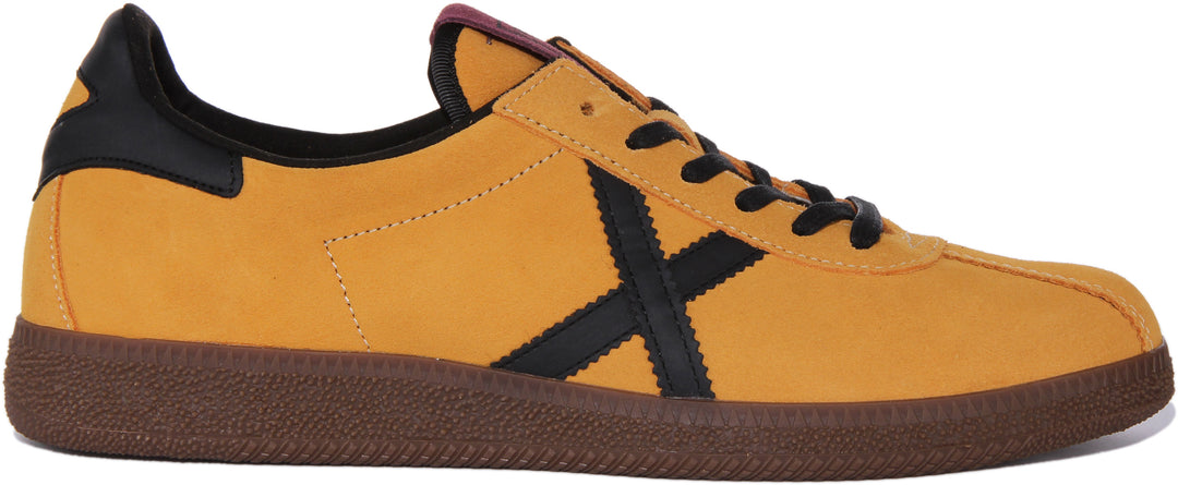 Munich Barru 124 Zapatillas de deporte retro con cordones para hombre en mostaza