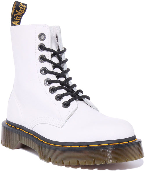 Dr Martens 1460 Pascal Bex Bottes à lacets en cuir Pisa pour femmes en blanc