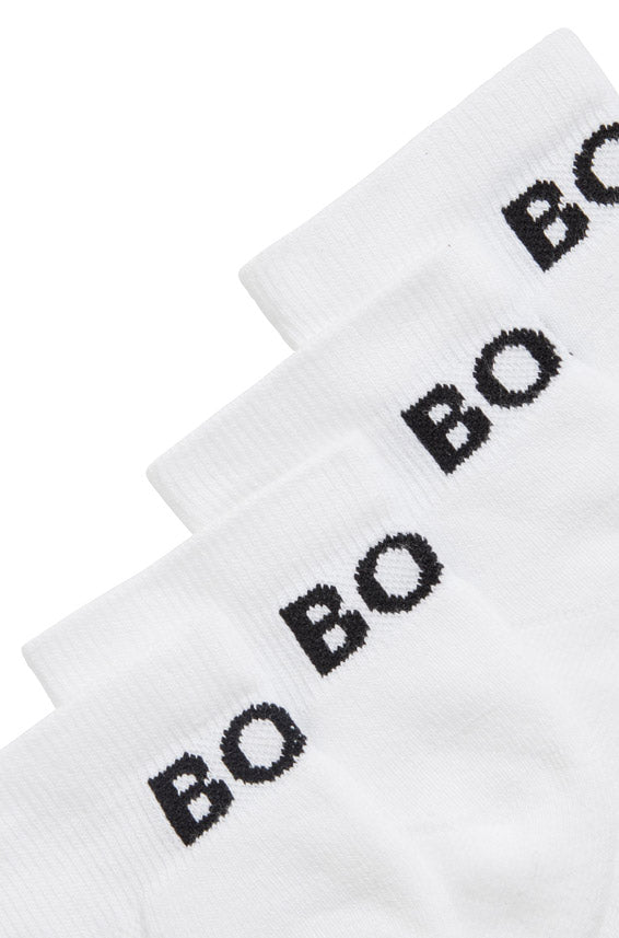 Boss Dos pares de calcetines de algodón hasta el tobillo para hombre en blanco