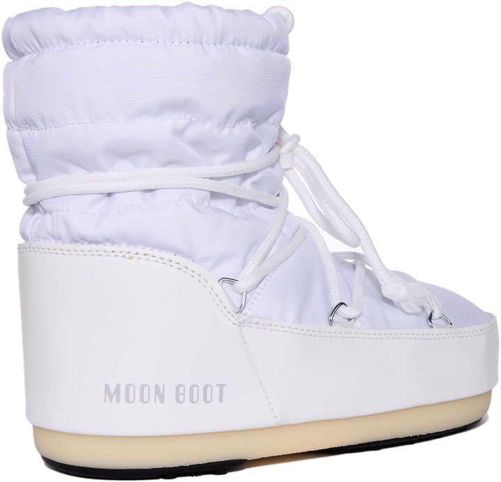 Moon Boot Classic Low Bottes en nylon basse icône pour femmes en blanc