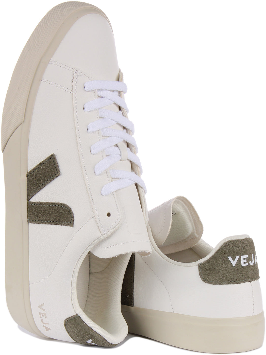 Veja Campo Zapatillas con cordones chromefree de piel para mujer en blanco