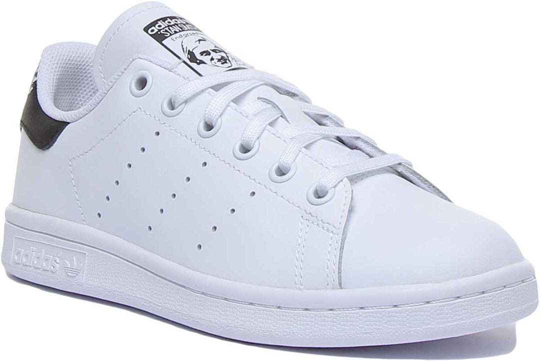 Adidas Stan Smith Gioventù bassa che allaccia le scarpe da casuali