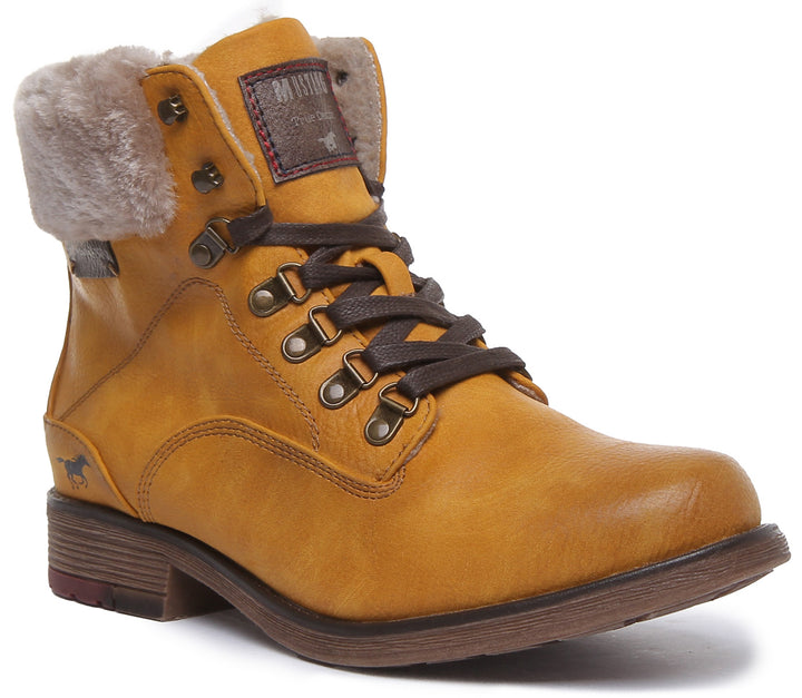 Mustang 1295-609 In Yellow For Womens